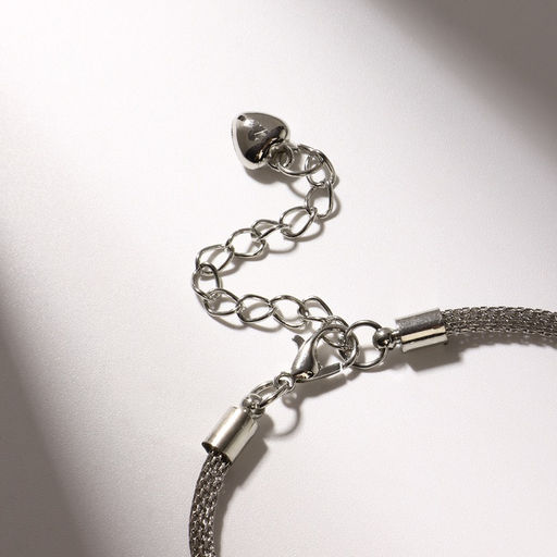 Браслет «Марджери» рука хамса, белый в серебре, L=19 см