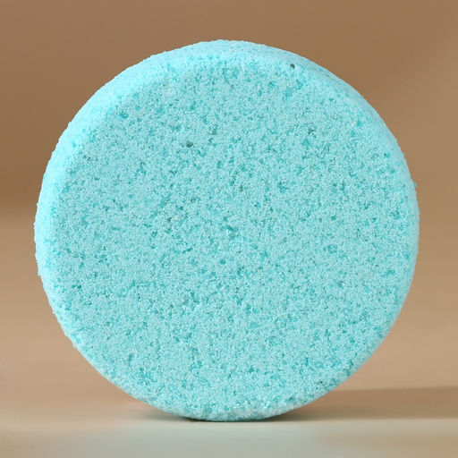 Цена за 2 шт. Бомбочка для ванны Зайчик, 100 г, аромат мятного пряника, URAL LAB