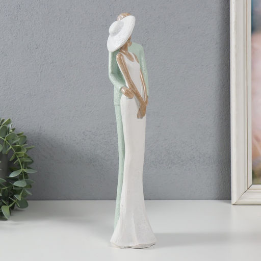 Фигурка полистоун Пара влюблённых, зелёный с цветом дерева, 8?6.5?31.5 см