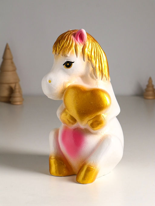 Копилка для денег Лошадь с сердцем, гипс, 23 см, белый с золотом