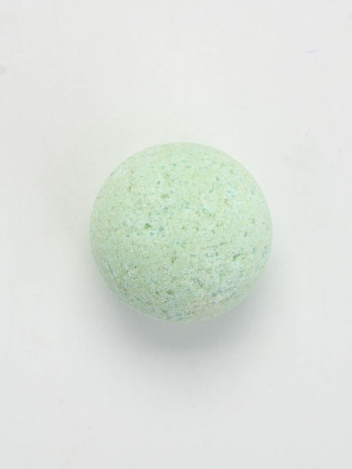 Цена за 2 шт. Бомбочка для ванны Winter holidays, 40 гр, еловый аромат, Ural Lab