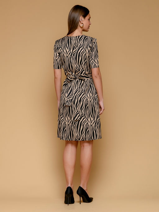 УЦЕНКА. Платье длины миди с черно-бежевым принтом и короткими рукавами - 1001dress фото 3