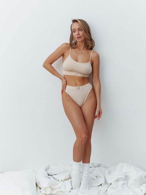 Базовый топ на тонких регулируемых бретелях - My фото 62