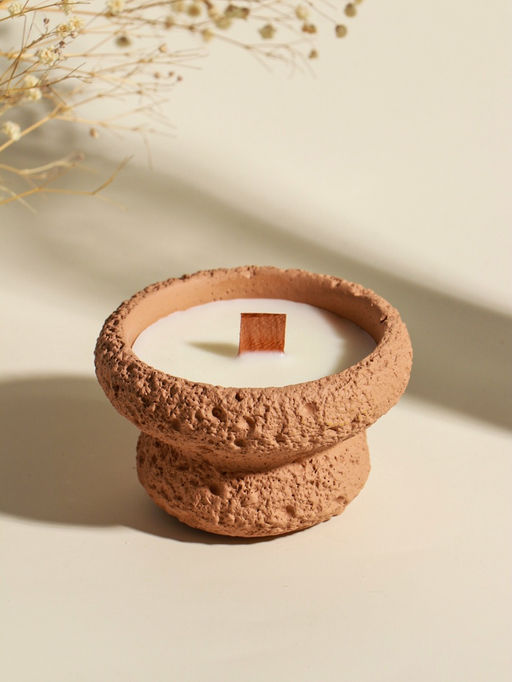 Свеча в вулканическом подсвечнике "Чаша" деревянный фитиль, персиковая 9,3х9,3х5,5 см