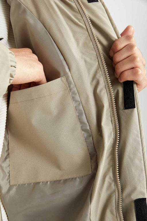 Водоотталкивающая куртка-пуховик стандартного кроя с капюшоном - Defacto фото 9