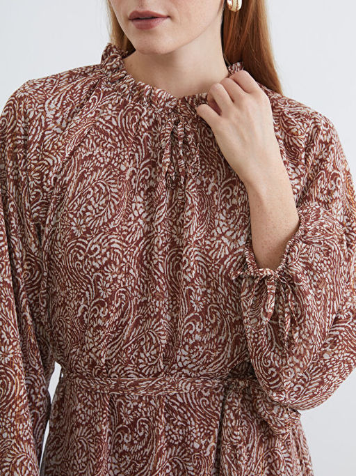 Ba?lamal? Yaka F?rf?rl? Balon Kollu Desenli Elbise