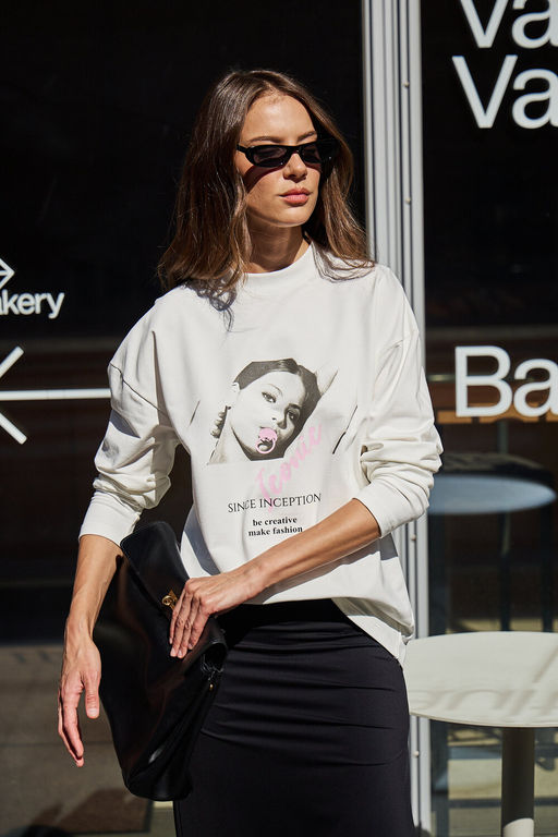 Лонгслив оверсайз с принтом