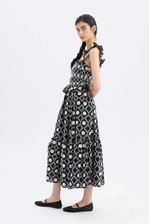 Платье миди с квадратным вырезом и бретелями Lug Von Siga x DeFacto  фото 4