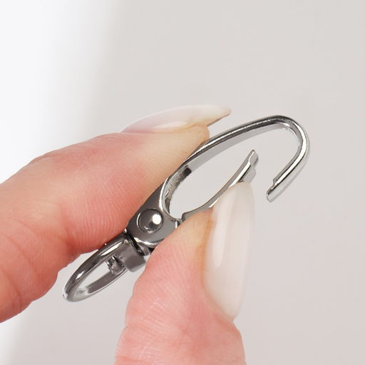 Цена за 100 шт. Карабин металлический, 38×12 мм/9×1.5 мм, цвет серебряный