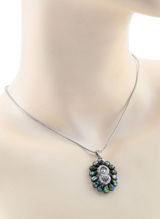 Подвеска на цепочке с перламутром гелиотис 21*28мм, 43см