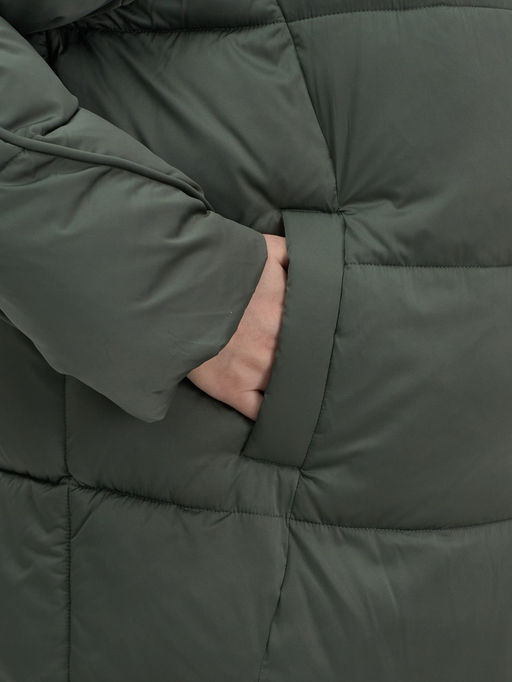 Куртка зимняя женская с капюшоном модная цвета хаки 7651Kh - Visdeer фото 10