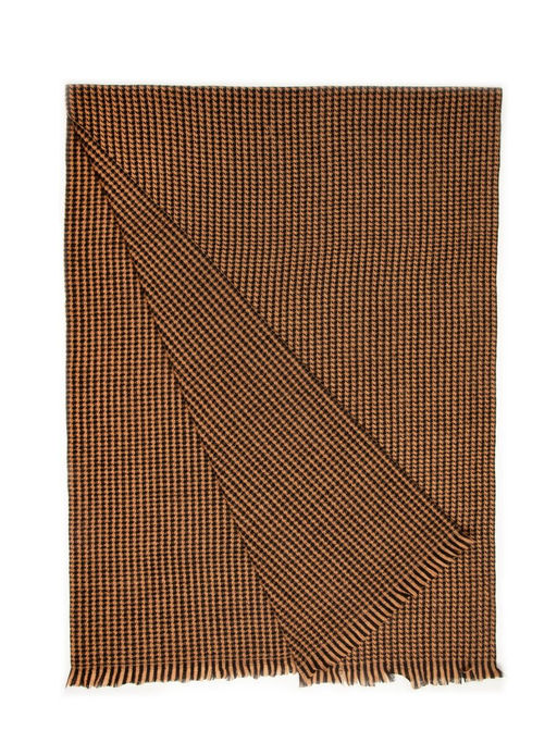 Палантин с короткой бахромой - Модные истории фото 2