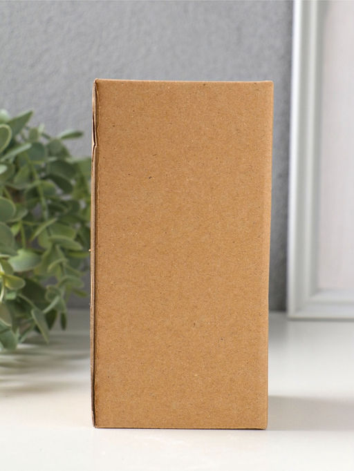 Сувенир керамика свет "Девочка в платье с растениями" белый 3хLR44 6,6х6,2х13,5 см