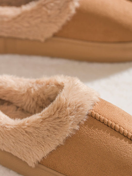 S?et G?r?n?ml? Kad?n Ev Terli?i