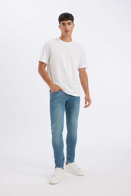 Тонкие и удобные облегающие джинсовые брюки с нормальной талией и узкими штанинами - Defacto фото 4