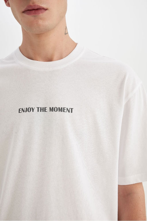 Футболка с короткими рукавами и круглым вырезом Relax Fit с принтом - Defacto фото 5