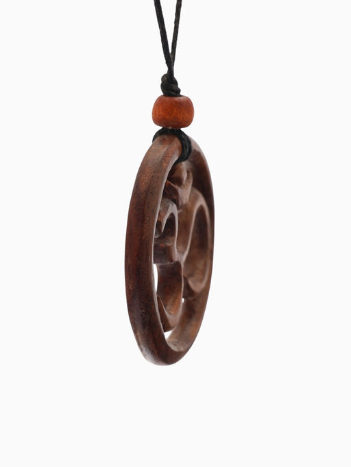 Кулон «Ом», дерево соно