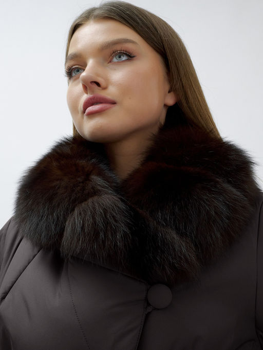 Пальто зимнее женское с мехом песец люкс класса темно-коричневого цвета 5071TK - Mtforce фото 9