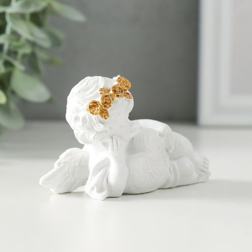 Фигурка полистоун Белоснежный ангел обнимает сердечко с узорами, 9?4.5?5 см