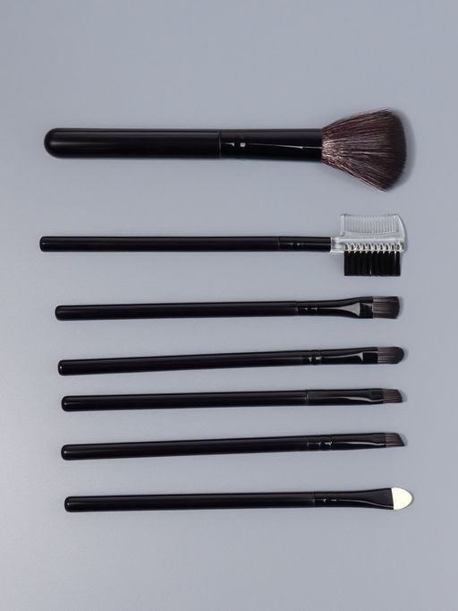 Набор кистей для макияжа SMOKY, 7 шт., чехол на завязках, чёрный