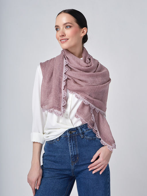 Большой, мягкий, тонкий и очень нежный двусторонний палантин с рисунком.