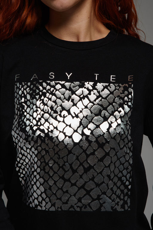 8519 Футболка с длинным рукавом женская