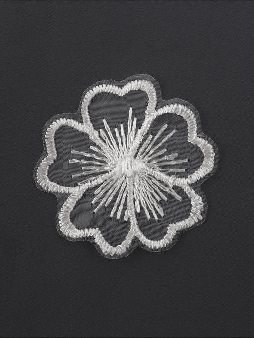 Цена за 2 шт. Аппликация для одежды «Цветок», текстильная, d=4.5 см, 10 шт., белая