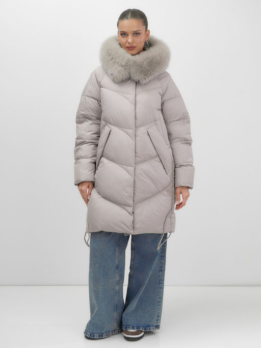 Пальто зимнее утепленное с мехом и капюшоном тренд светло-коричневого цвета 7745SK - Visdeer фото 10