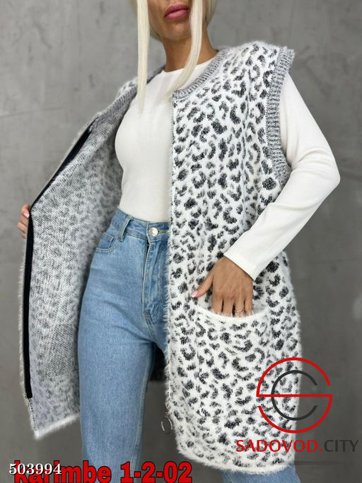 Жилетка вязанная на молнии