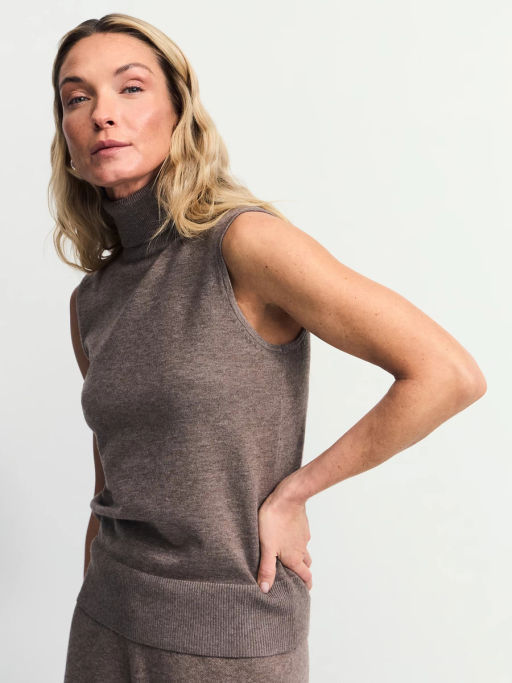 Топ без рукавов с воротником стойкой / Zarina  фото 3