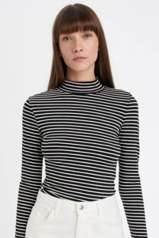 Slim Fit Dar Kesim Yar?m Bal?kc? Yaka Cizgili Uzun Kollu Tisort