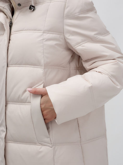 Пальто утепленное стеганное зимнее с капюшоном женское бежевого цвета 9627B - Mtforce фото 8
