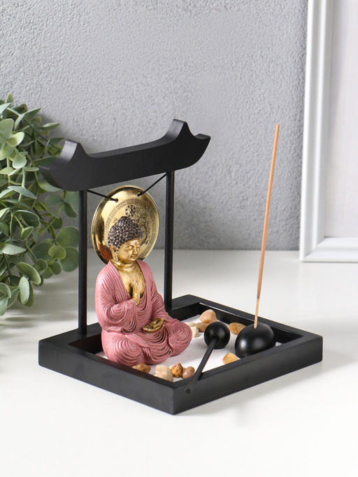Японский сад камней настольный «Дзен. Будда в розовом у гонга», с подставкой для благовоний и набором аксессуаров, 13.2×15×16 см