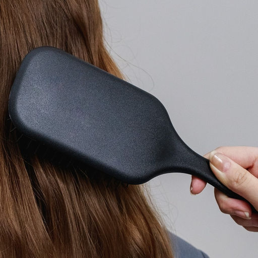 Цена за 2 шт. Расчёска массажная, 8×24(±1) см, чёрная