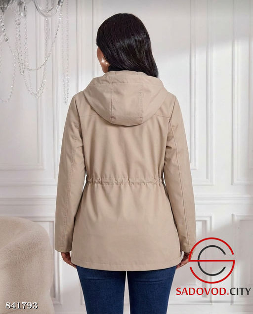 Ветровка женская с капюшоном