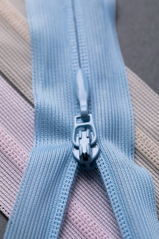 Молния Спираль р/м GAMMA т.3 G103L плательная пластик 35 см однозамковая 10 шт