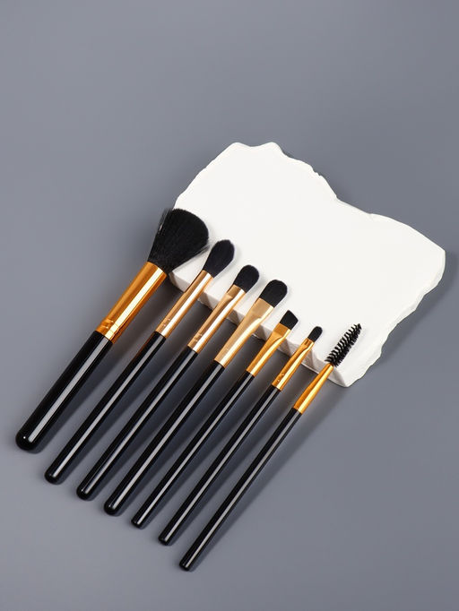 Набор кистей для макияжа SMOKY, 7 шт., чехол на молнии, чёрный