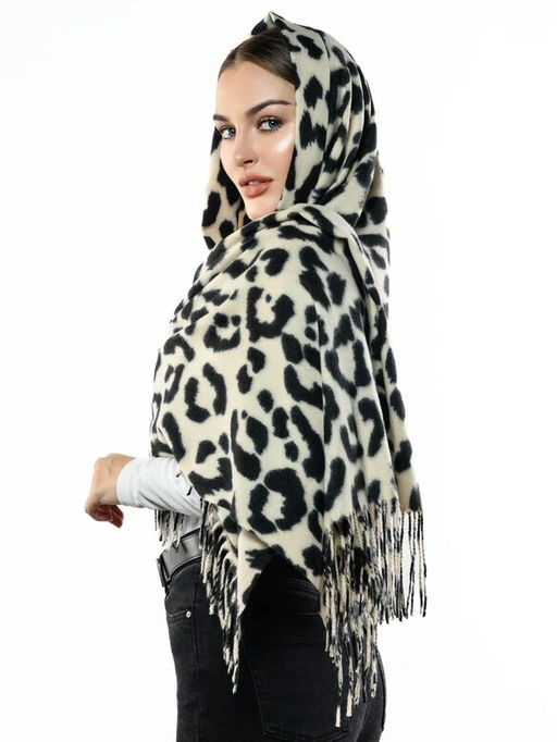 Яркий палантин с анималистичным принтом - Pretty mania фото 5