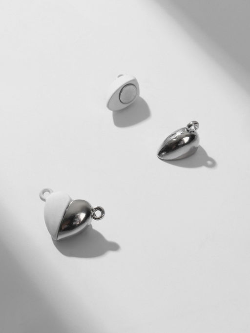 Цена за 2 шт. Замок магнитный Сердечко (набор 2 шт.), серебристо-белый