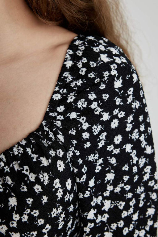 Приталенное платье миди с квадратным вырезом и цветочным запахом, до половины рукава - Defacto фото 4