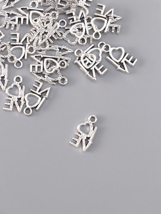 Металлический элемент декоративная подвеска «Арт Узор. Love с сердечком», серебро, набор 30 шт., 1.4×0.8 см