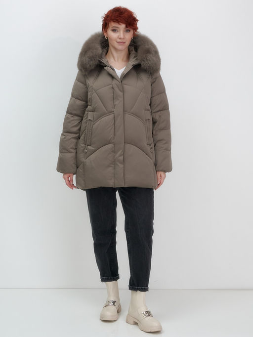 Куртка зимняя женская с мехом и капюшоном тренд коричневого цвета 7656K - Visdeer фото 2
