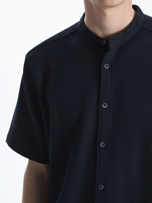 Regular Fit K?sa Kollu Arm?rl? Erkek Dokulu G?mlek