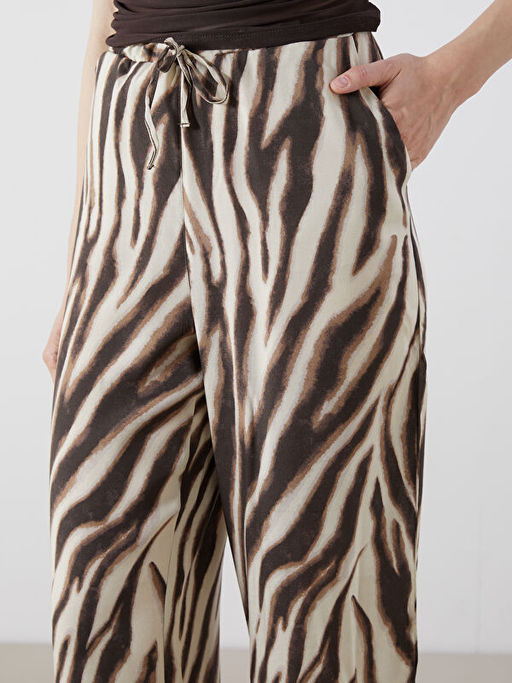 Beli Lastikli Zebra Desenli Kad?n Pantolon