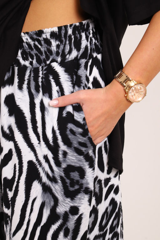 Трикотажный костюм из вискозы 391