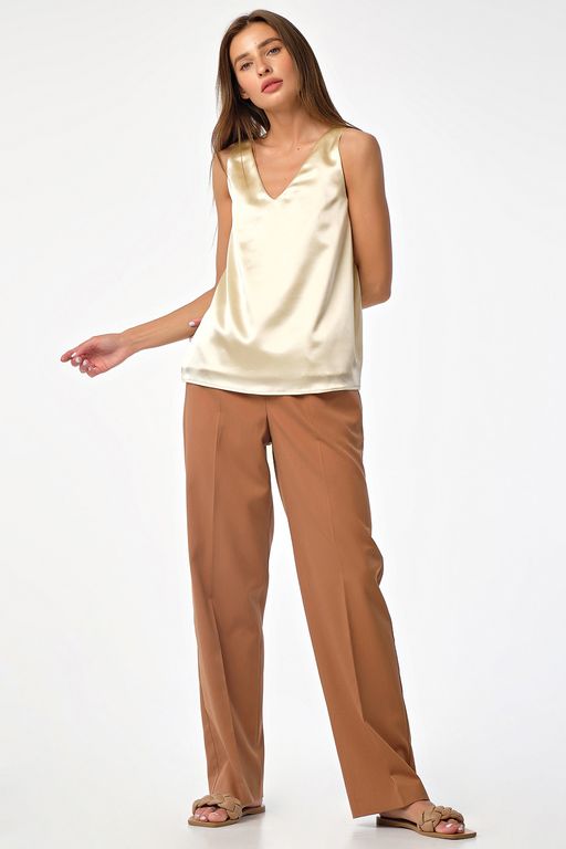 Топ атласный базовый под пиджак молочный