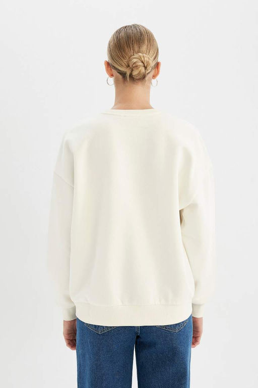 Женская белая толстая толстая толстовка свободного покроя с круглым вырезом и принтом - Defacto фото 6